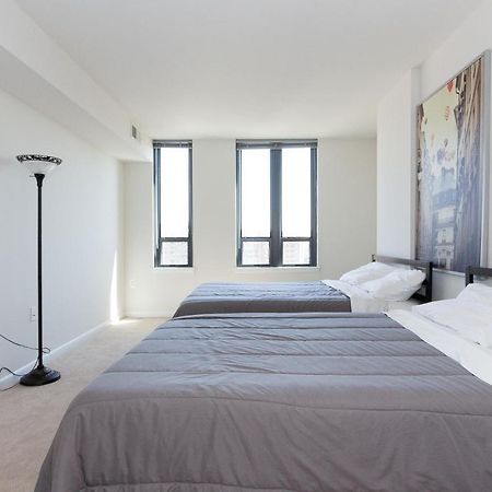 Pentagon City Luxury Apartment Arlington Esterno foto