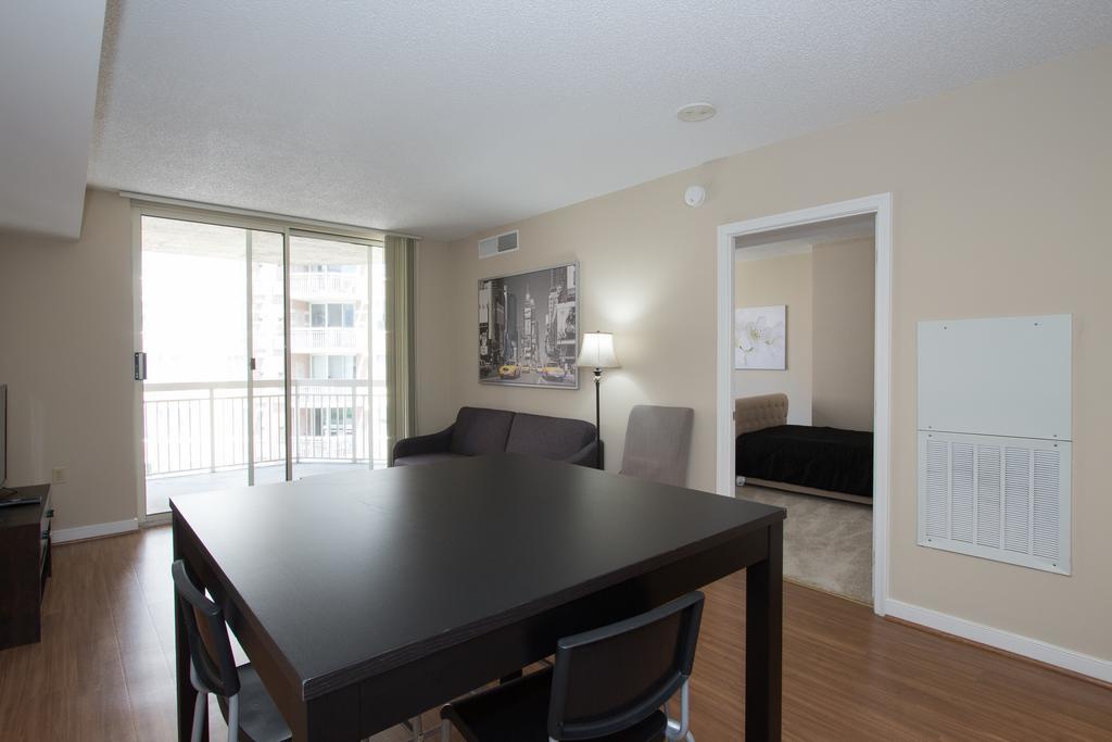 Pentagon City Luxury Apartment Arlington Esterno foto