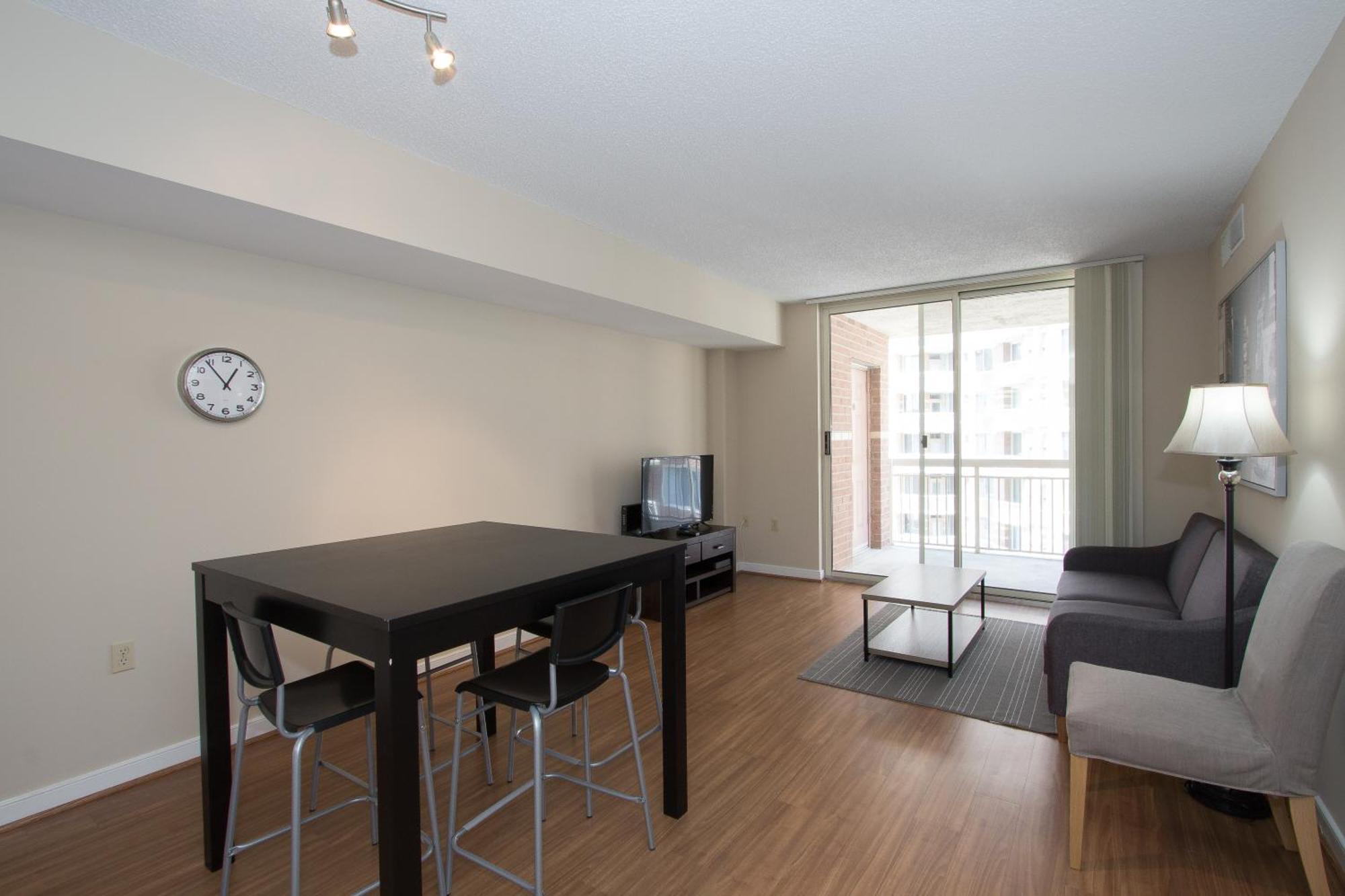 Pentagon City Luxury Apartment Arlington Esterno foto
