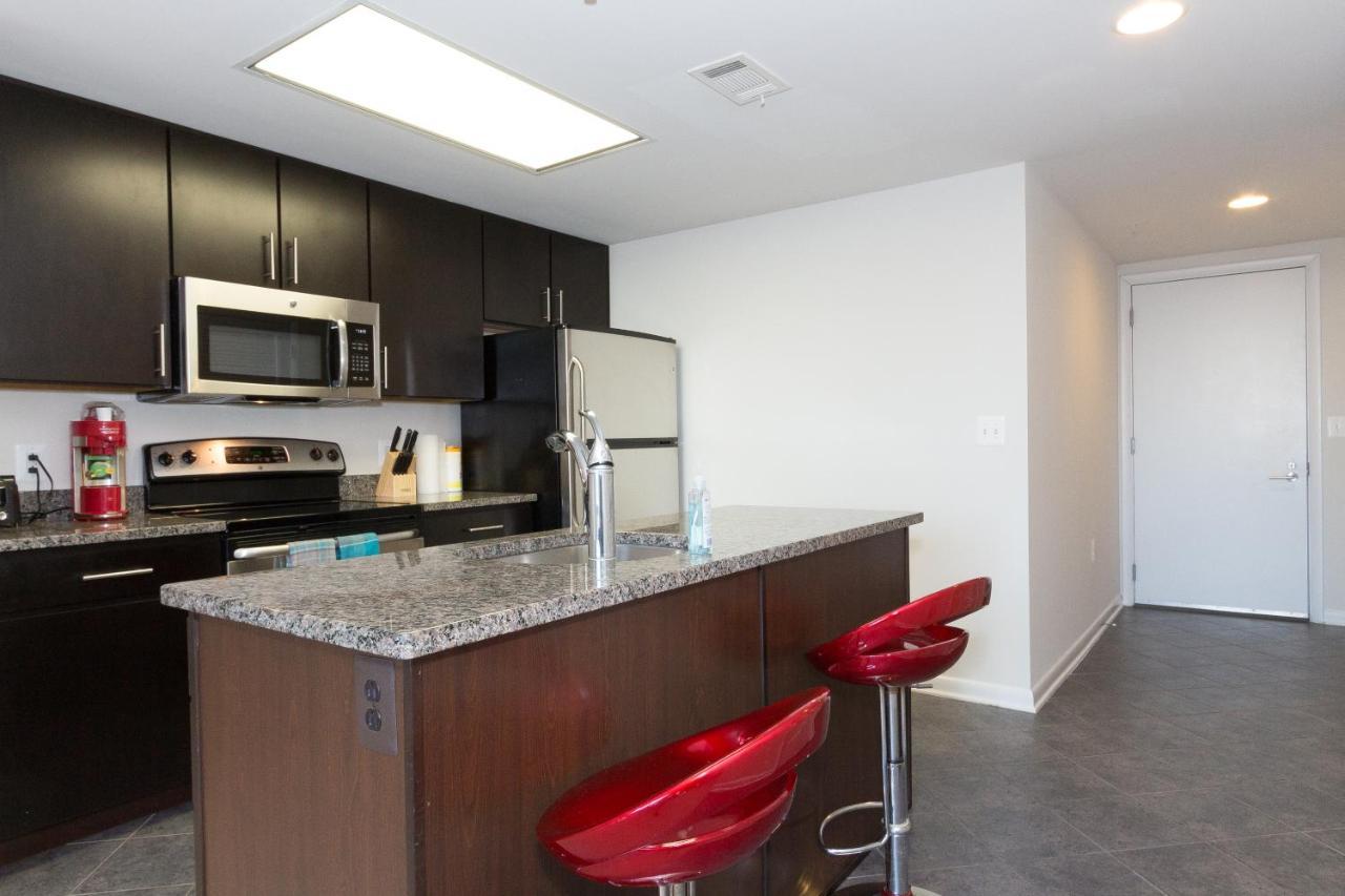 Pentagon City Luxury Apartment Arlington Esterno foto