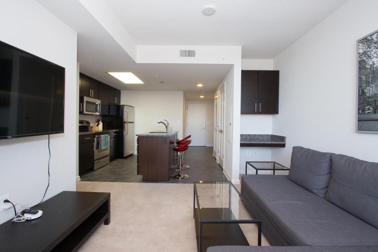 Pentagon City Luxury Apartment Arlington Esterno foto