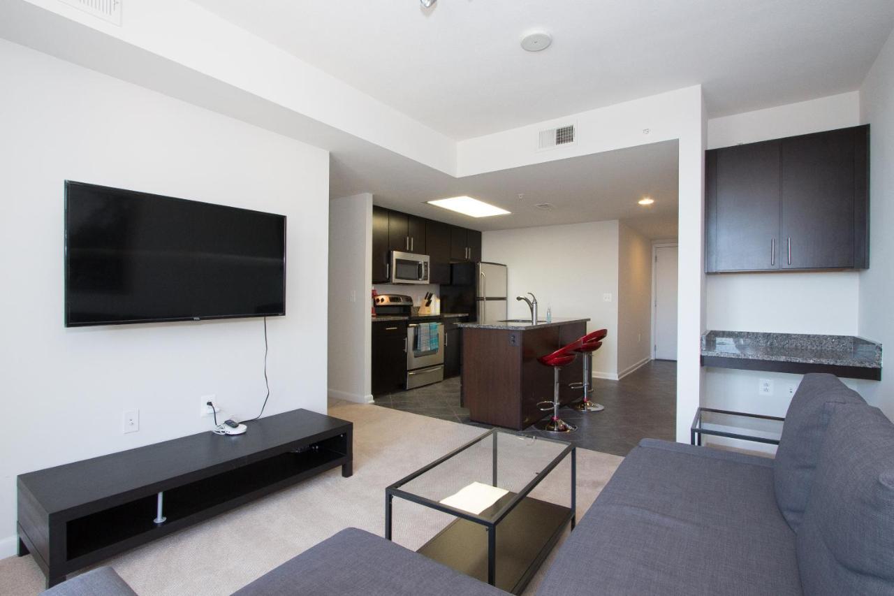 Pentagon City Luxury Apartment Arlington Esterno foto